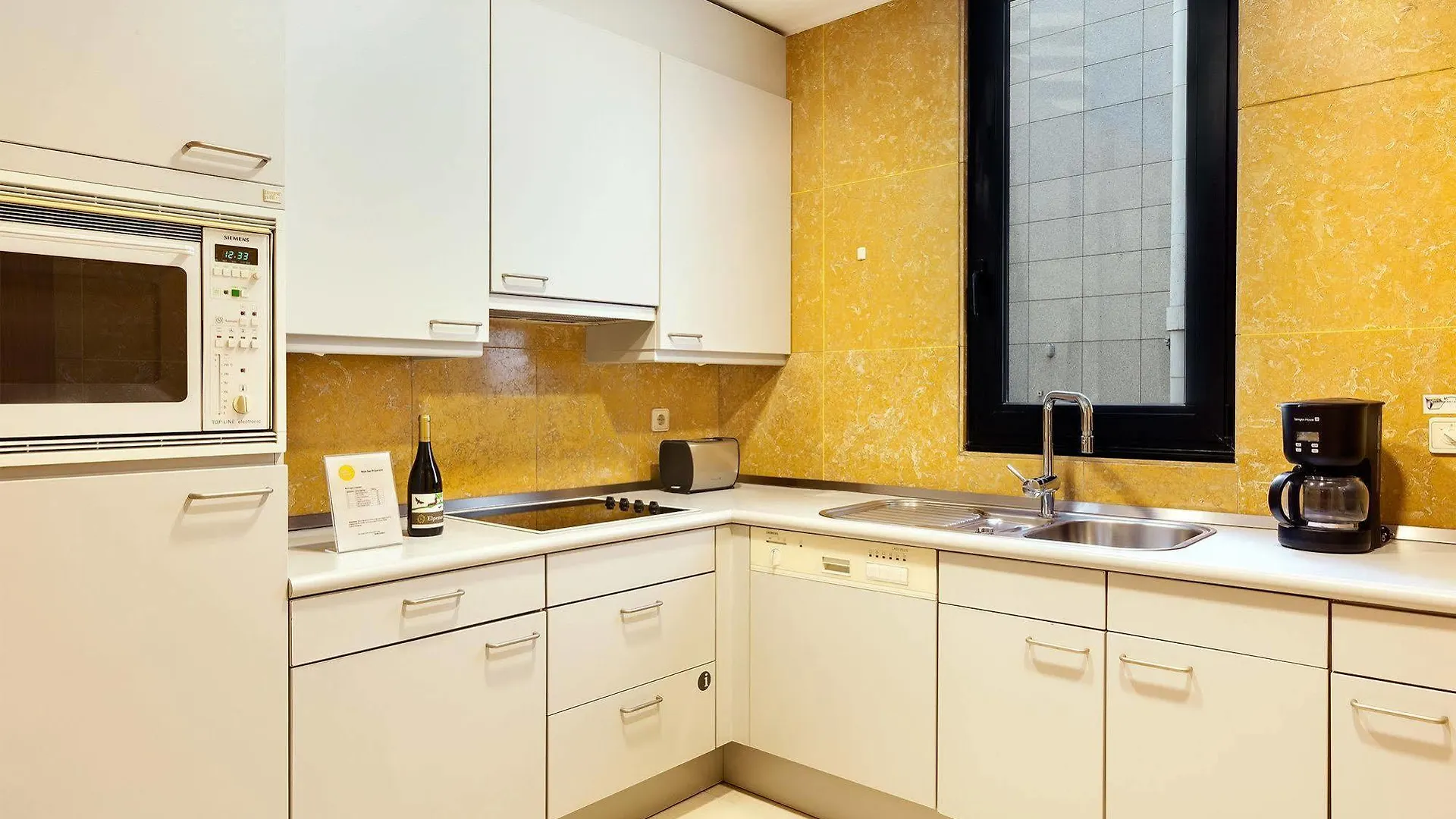 Hello Lisbon Marques De Pombal Apartments 4*,  البرتغال