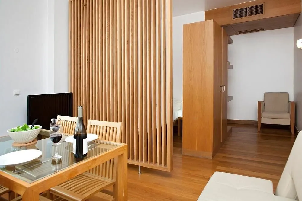 Hello Lisbon Marques De Pombal Apartments فندق